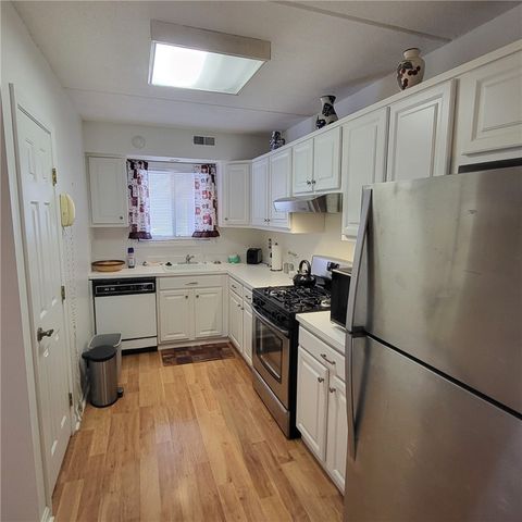 650 East Greenwich Avenue 3-108, West Warwick, RI 02893