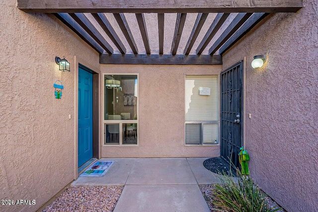 629 N MESA Drive 27, Mesa, AZ 85201