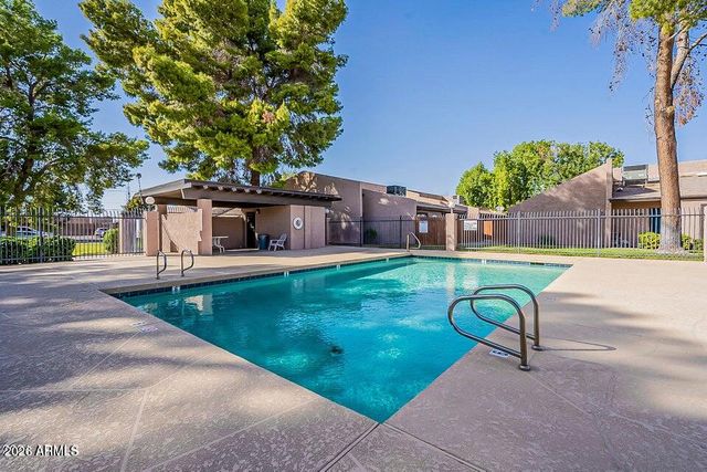 629 N MESA Drive 27, Mesa, AZ 85201