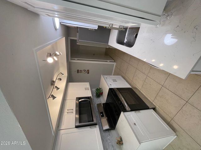 629 N MESA Drive 27, Mesa, AZ 85201
