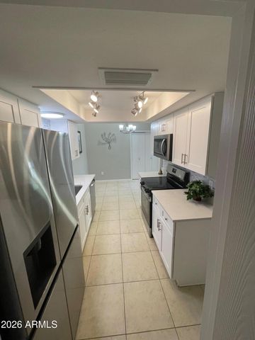 629 N MESA Drive 27, Mesa, AZ 85201