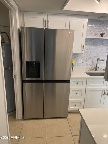 629 N MESA Drive 27, Mesa, AZ 85201