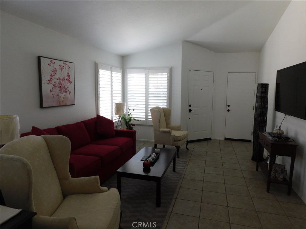 36975 Red Oak, Winchester, CA 92596 — photo 5