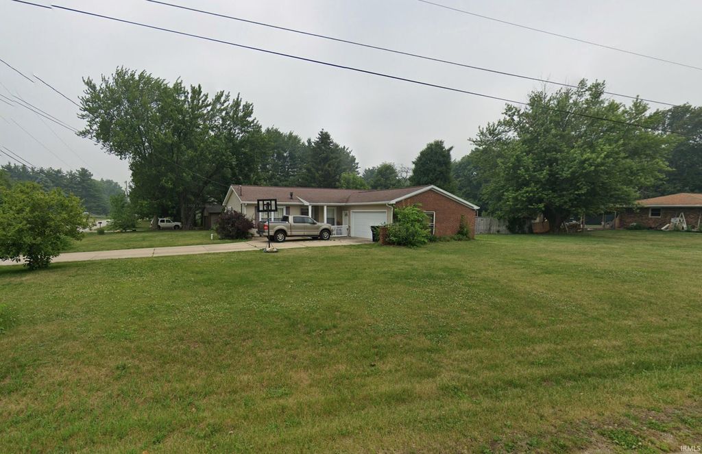 1094 N Penny Drive, Warsaw, IN 46580