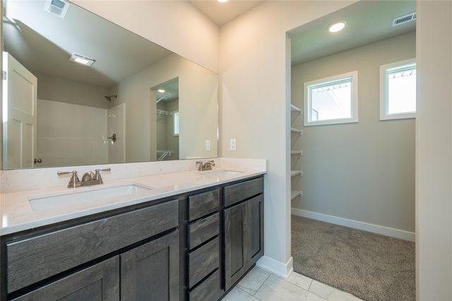 1465 Locust Street, Waukee, IA 50263