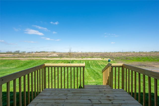 1465 Locust Street, Waukee, IA 50263