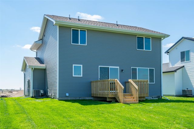 1465 Locust Street, Waukee, IA 50263