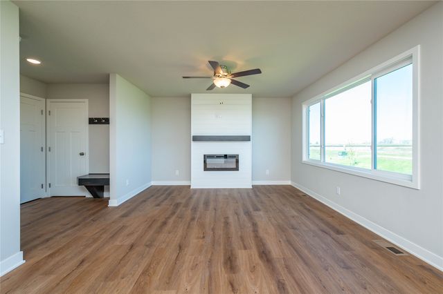 1465 Locust Street, Waukee, IA 50263