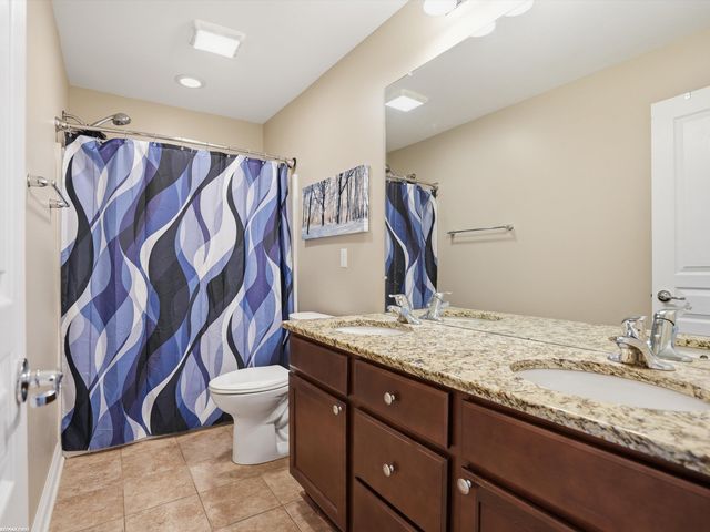 49090 Camarosa Lane, Macomb, MI 48044