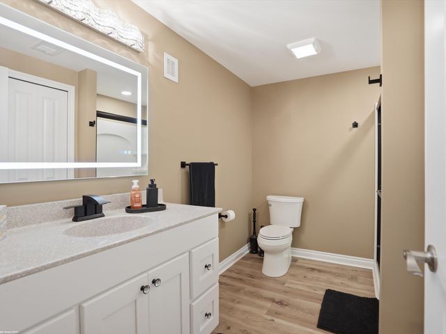 49090 Camarosa Lane, Macomb, MI 48044