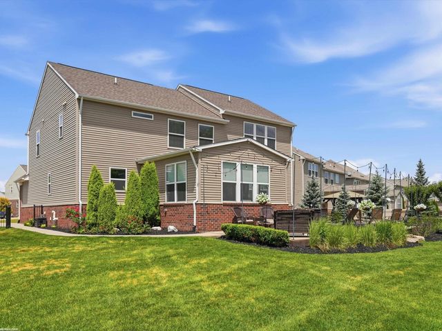 49090 Camarosa Lane, Macomb, MI 48044