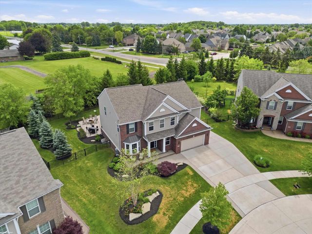 49090 Camarosa Lane, Macomb, MI 48044