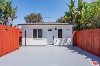 21303 Celes St, Woodland Hills, CA 91364