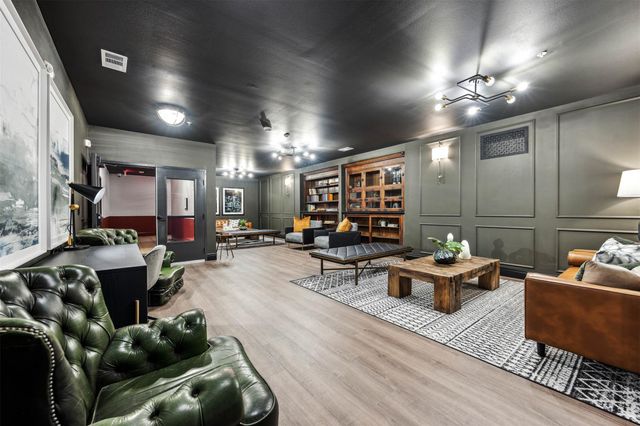 4510 Terry-O LN 210, Austin, TX 78745