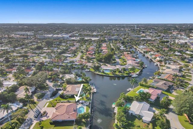 1109 SE 12th St, Deerfield Beach, FL 33441