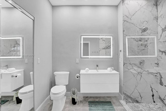 1109 SE 12th St, Deerfield Beach, FL 33441