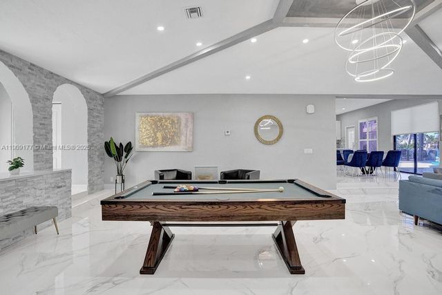 1109 SE 12th St, Deerfield Beach, FL 33441