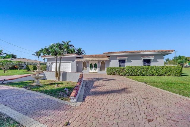 1109 SE 12th St, Deerfield Beach, FL 33441