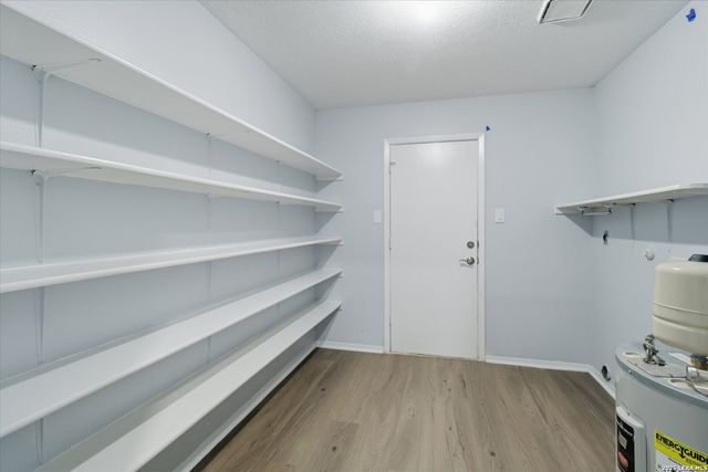 6838 Park Haven, San Antonio, TX 78244