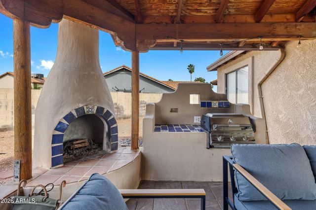 1202 E GREENWAY Circle, Mesa, AZ 85203