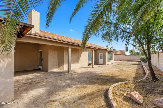1202 E GREENWAY Circle, Mesa, AZ 85203