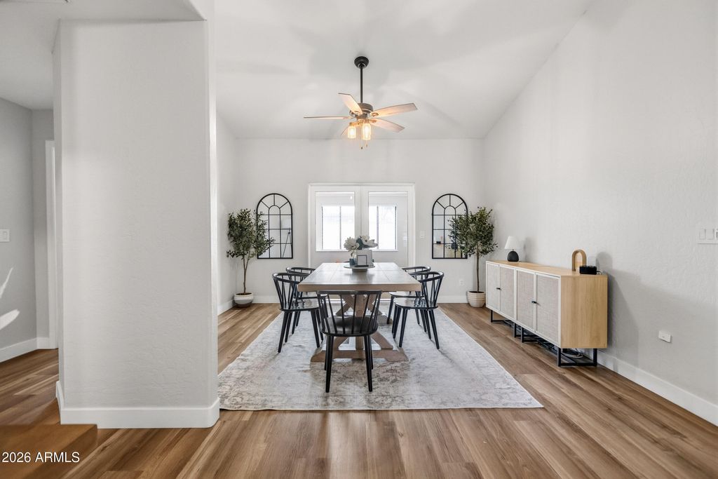 1202 E GREENWAY Circle, Mesa, AZ 85203 — photo 4