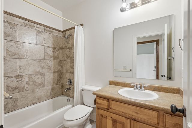 14470 S 3200 W, Bluffdale, UT 84065