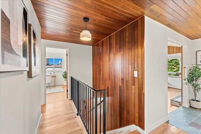 2127 NW 99th Street, Seattle, WA 98117