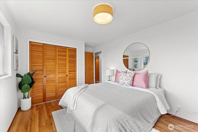2127 NW 99th Street, Seattle, WA 98117