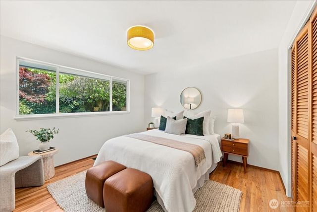 2127 NW 99th Street, Seattle, WA 98117