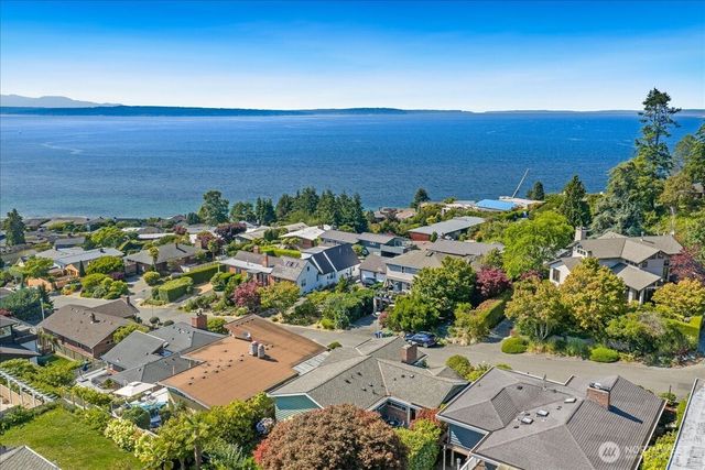 2127 NW 99th Street, Seattle, WA 98117