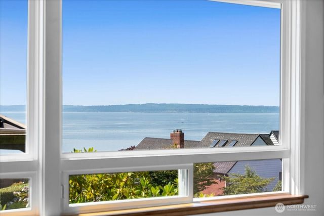 2127 NW 99th Street, Seattle, WA 98117