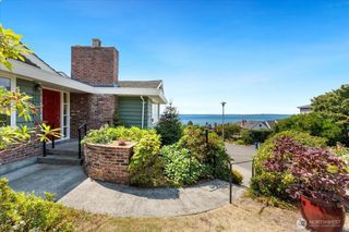 2127 NW 99th Street, Seattle, WA 98117