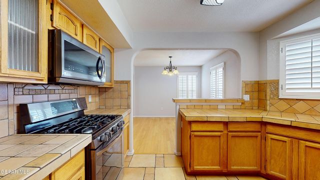12528 SUN EMPRESS Drive, El Paso, TX 79938