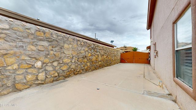 12528 SUN EMPRESS Drive, El Paso, TX 79938