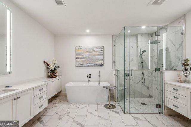 2520 Peachtree Road 602, Atlanta, GA 30305