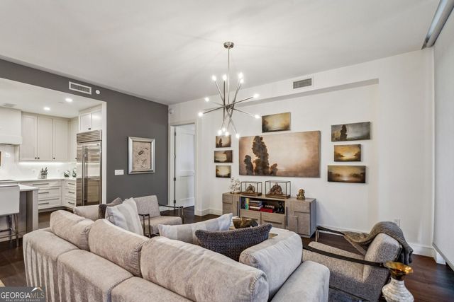 2520 Peachtree Road 602, Atlanta, GA 30305