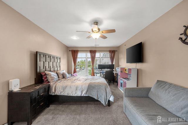 123 Chariot Court, Piscataway, NJ 08854