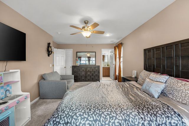 123 Chariot Court, Piscataway, NJ 08854