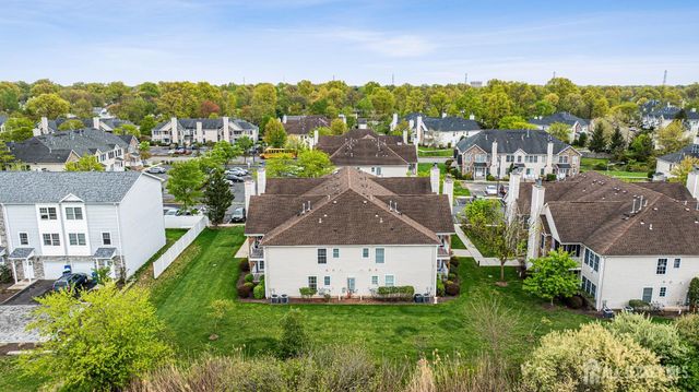 123 Chariot Court, Piscataway, NJ 08854