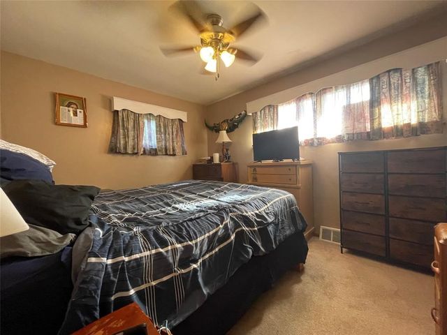 2402 E 43RD Street, Erie, PA 16510