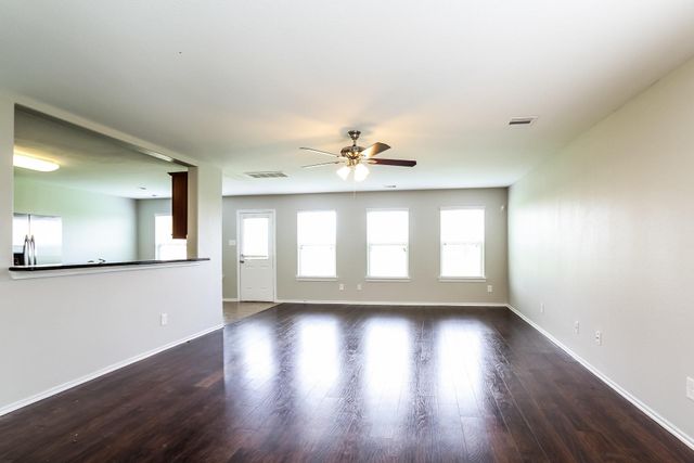 4315 Amaryllis Avenue, Baytown, TX 77521