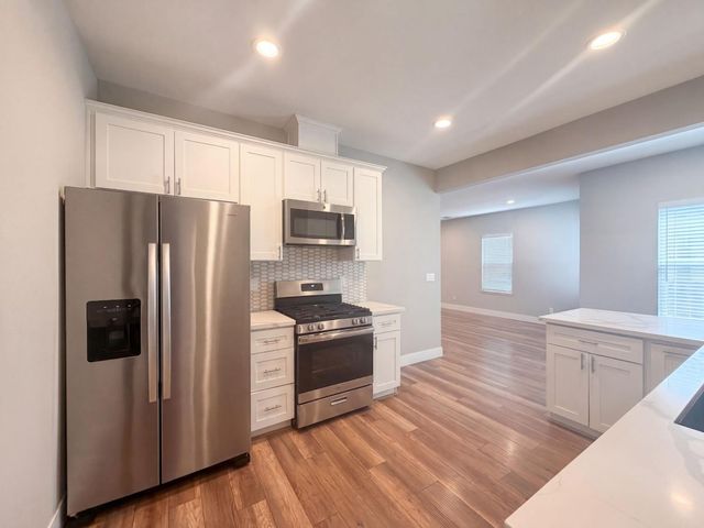 3210 San Jose Way, Sacramento, CA 95817