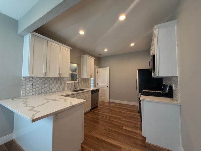 3210 San Jose Way, Sacramento, CA 95817