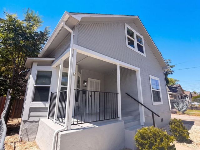 3210 San Jose Way, Sacramento, CA 95817