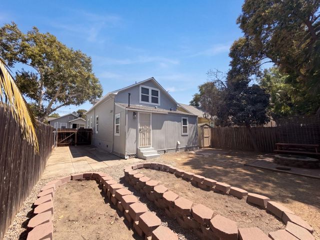 3210 San Jose Way, Sacramento, CA 95817
