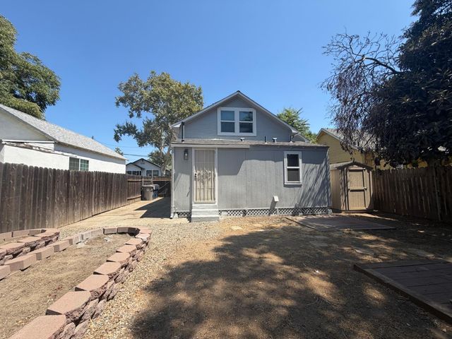 3210 San Jose Way, Sacramento, CA 95817