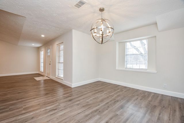 8134 Ivan Reid Drive, Houston, TX 77040