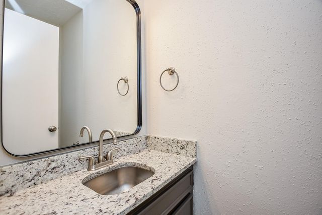 8134 Ivan Reid Drive, Houston, TX 77040