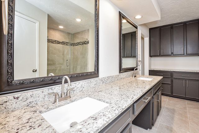 8134 Ivan Reid Drive, Houston, TX 77040
